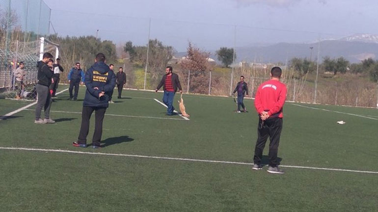 Κτηνωδία στην Αχαΐα: Πυροβόλησαν και σκότωσαν σκυλιά σε γήπεδο ποδοσφαίρου