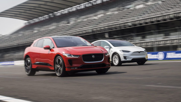 Η Jaguar ξεκίνησε τις κόντρες με την Tesla!