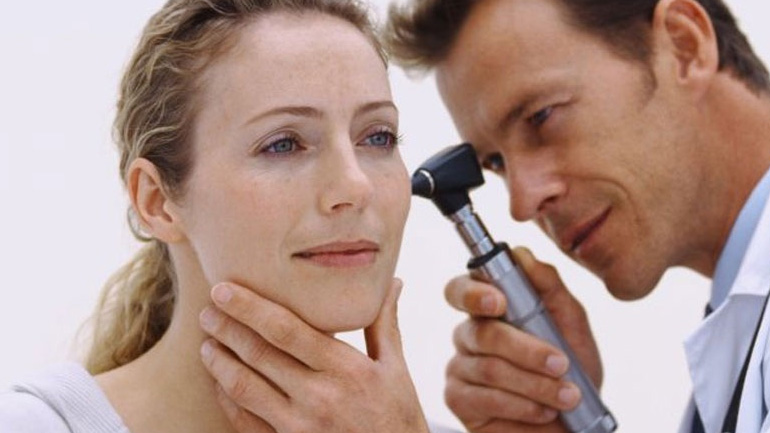 Ποιες καθημερινές συνήθειες βλάπτουν την ακοή