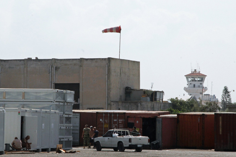 Η αεροπορική βάση στο Khmeimim 