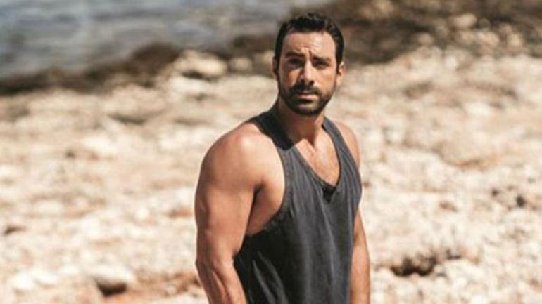 Και όμως ο Σάκης Τανιμανίδης έδωσε συνέντευξη σε παίκτη του πρώτου Survivor!