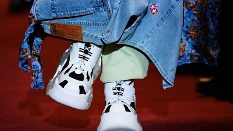 Αυτά είναι τα νέα ugly shoes της Gucci που αναμένεται να γίνουν ανάρπαστα!