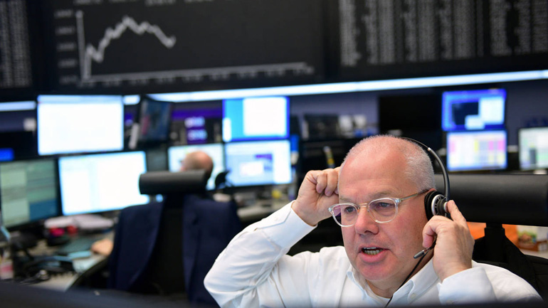 Η παραίτηση του συμβούλου του Τραμπ ανησυχεί τους επενδυτές στις ευρωπαϊκές αγορές