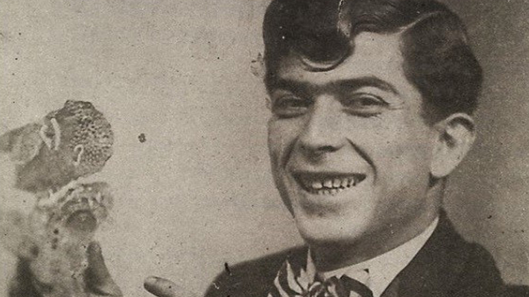 Πάτρα: Έκθεση Φιγούρας Θεάτρου Σκιών στη Δημοτική Πινακοθήκη