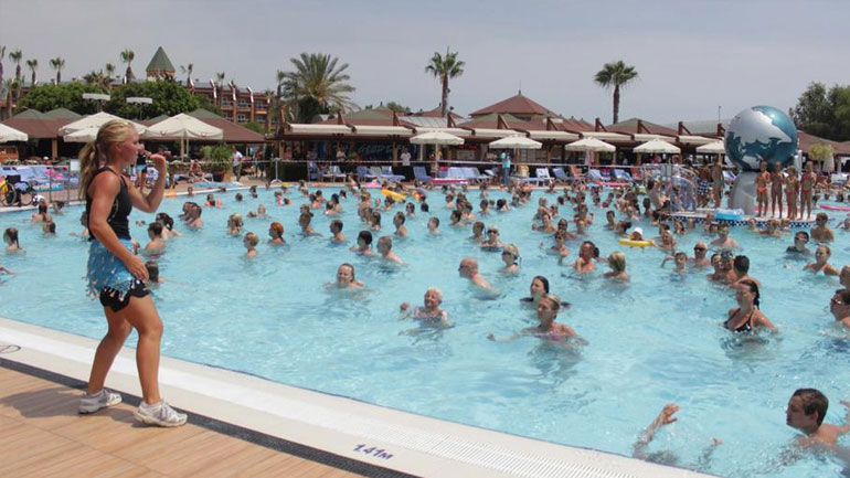 Γερμανικός Τύπος: Η Τουρκία αναμένει εκατομμύρια τουρίστες