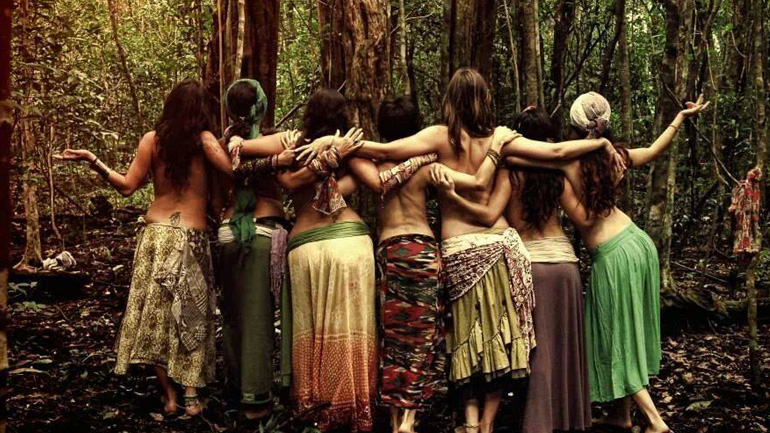 Παγκόσμια Ημέρα της Γυναίκας από τις «Σουφραζέτες» στον ΟΗΕ Παγκόσμια Ημέρα της Γυναίκας από τις «Σουφραζέτες» στον ΟΗΕ