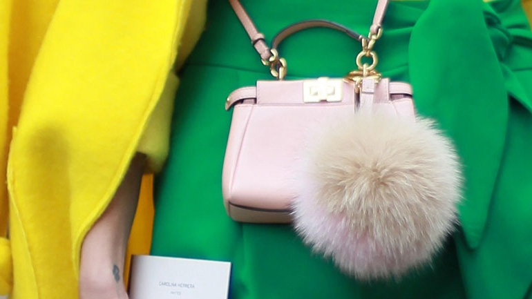 Αυτές τις τσάντες θα φοράμε όλες την άνοιξη σύμφωνα με το eBay