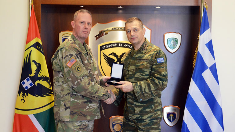 Συνάντηση του Αρχηγού ΓΕΣ με ανώτατο στέλεχος του Στρατού των ΗΠΑ στην Ευρώπη