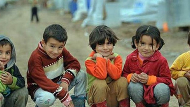 Νηπιαγωγείο για προσφυγόπουλα στον καταυλισμό του Καρά Τεπέ στη Μυτιλήνη