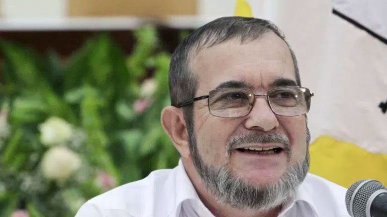 Κολομβία: Αποσύρεται λόγω προβλημάτων υγείας από τη διεκδίκηση της προεδρίας ο Ροδρίγο Λοντόνιο