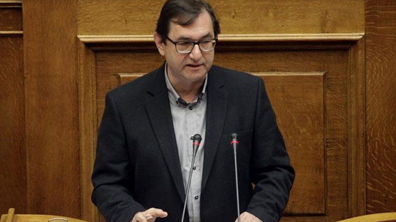 «Άσφαιρη φωτοβολίδα» χαρακτηρίζει την πρόταση της ΝΔ ο Χρ. Μαντάς