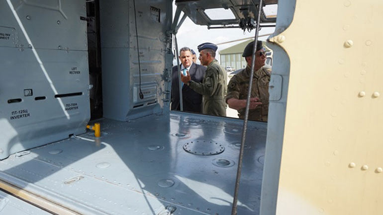 Κύπρος: Tην αεροπορική βάση «Ανδρέας Παπανδρέου» επισκέφθηκε ο Π. Καμμένος