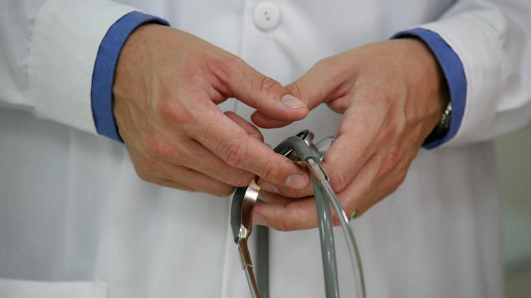 Δύο γιατροί κόλλησαν ιλαρά στο Νοσοκομείο Λαμίας