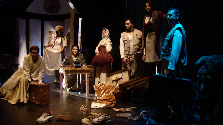 Το θέατρο Τόπος Αλλού και «Οι Δρόμοι του Χιονιού» ταξιδεύουν στην Ευρώπη