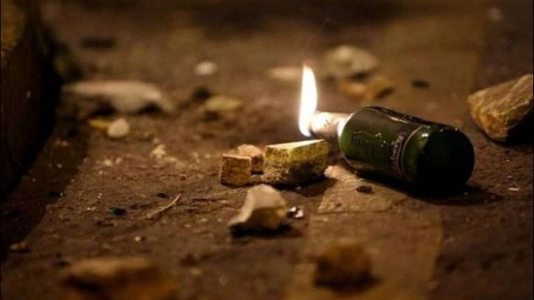 Άγνωστοι πέταξαν μολότοφ στο Τουρκικό Προξενείο Άγνωστοι πέταξαν μολότοφ στο Τουρκικό Προξενείο