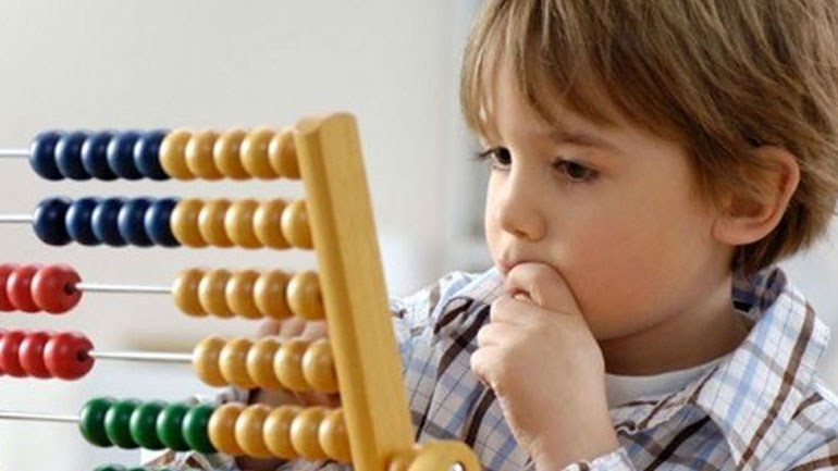 Πώς να βοηθήσετε το παιδί σας να μάθει τους αριθμούς