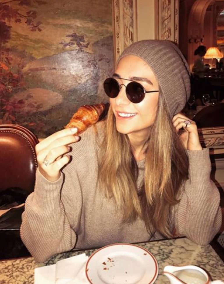 Η Μίνα Μπασάραν