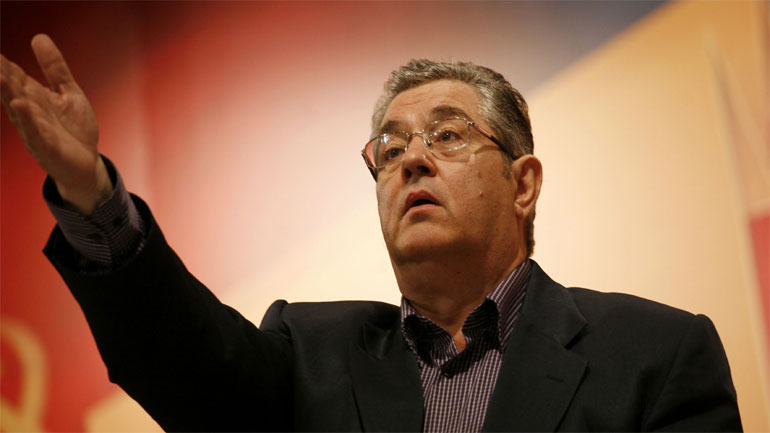 Ομιλία του Δημήτρη Κουτσούμπα στη συναυλία του Θάνου Μικρούτσικου για τα 100 χρόνια του ΚΚΕ