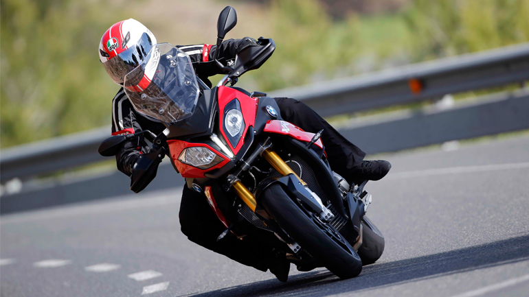 BMW S1000XR: Πύραυλος εδάφους – εδάφους