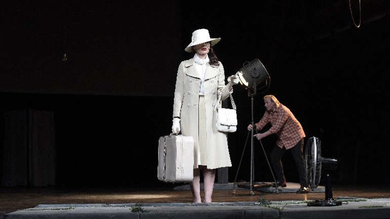 Μαρία Ναυπλιώτου: «Η κοινωνία έχει κάνει την αποτυχία τρομερό ζήτημα»