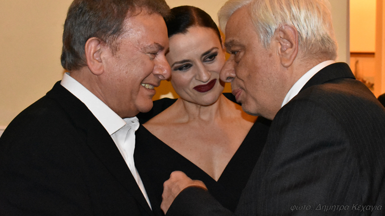 Ο Προκόπης Παυλόπουλος στην παράσταση «Ο Γκάτσος που αγάπησα»