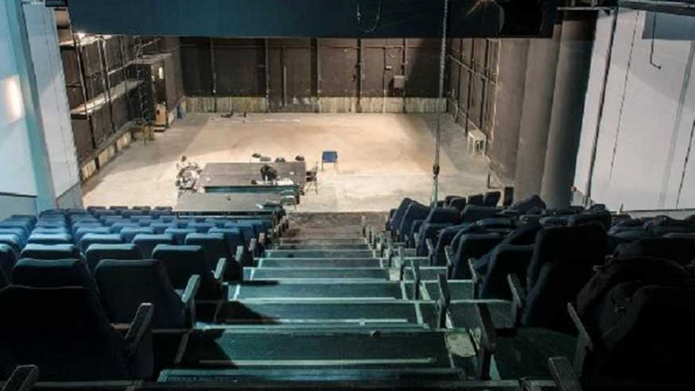 Ακρόαση στο Εθνικό Θέατρο