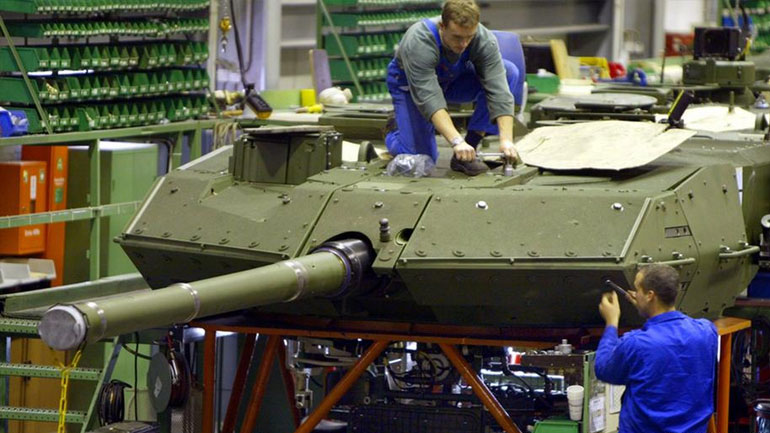 Deutsche Welle: Χρυσές εποχές για εμπόρους όπλων