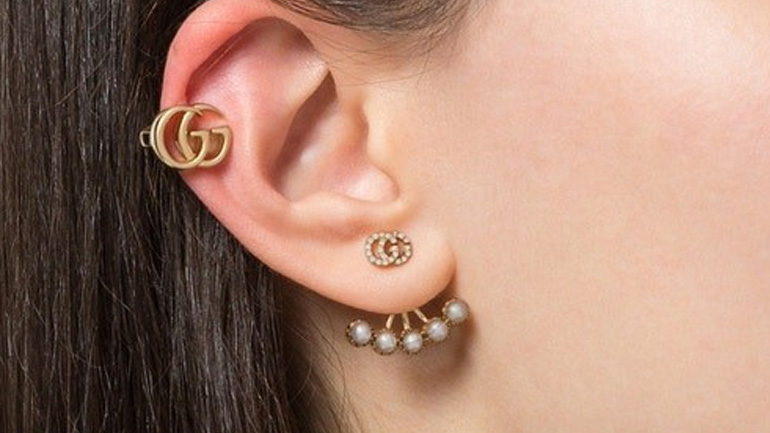 Τα σκουλαρίκια του Gucci είναι η νέα μας μεγάλη εμμονή