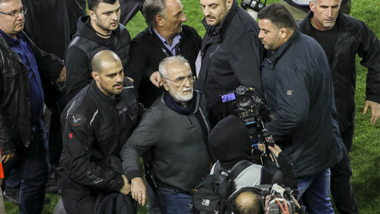 Η ΑΕΚ καταγγέλλει ΠΑΟΚ και Σαββίδη σε FIFA-UEFA και Υπ. Δικαιοσύνης