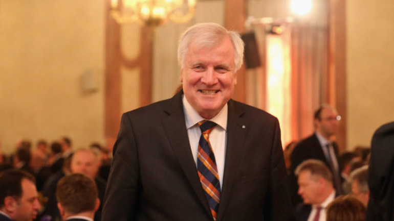 Γερμανία: Το μεταναστευτικό και άλλες ενδοκυβερνητικές διαταραχές