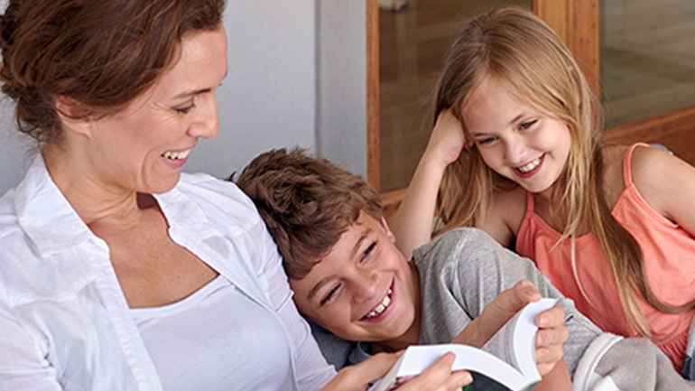 Πώς να χτίσετε σταθερές γέφυρες επικοινωνίας με το παιδί σας