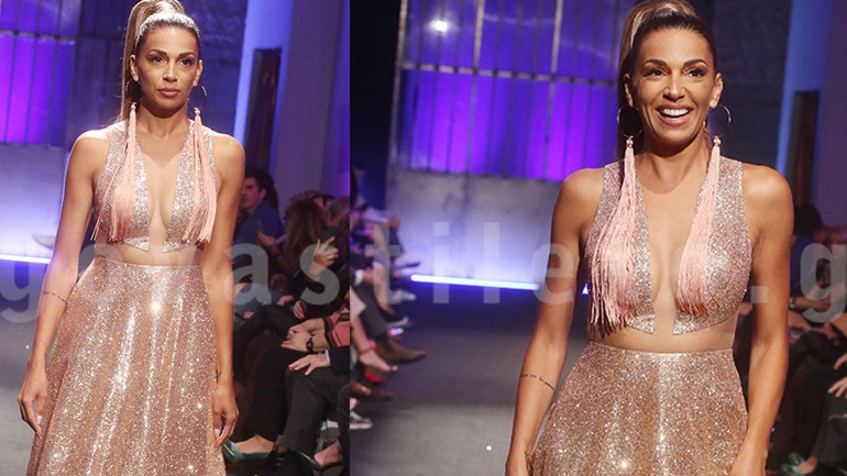 Η λαμπερή εμφάνιση της Ελένης Χατζίδου στο fashion show του Spiros Stefanoudakis