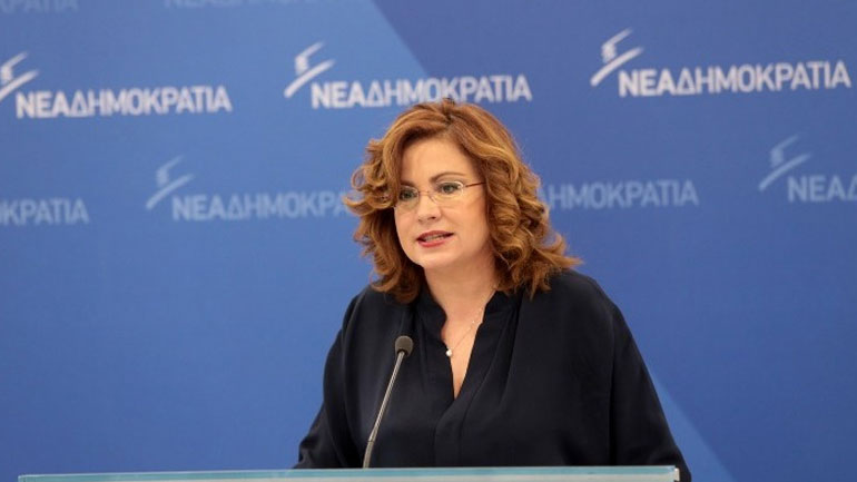 Σπυράκη: «Μόνη λύση η πολιτική αλλαγή»