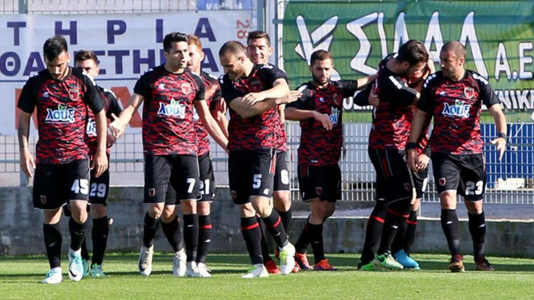 Football League: Παλεύει η Παναχαϊκή, 2-1 στα Χανιά