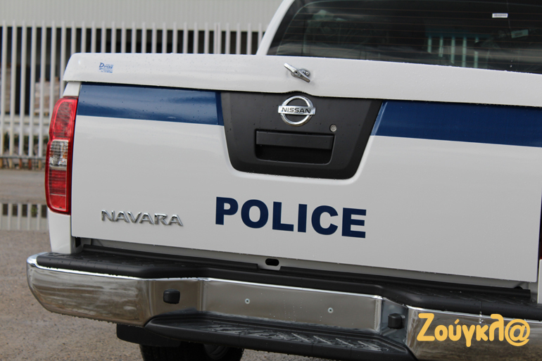 Navara: Ένα πολύ σκληροτράχηλο όχημα...