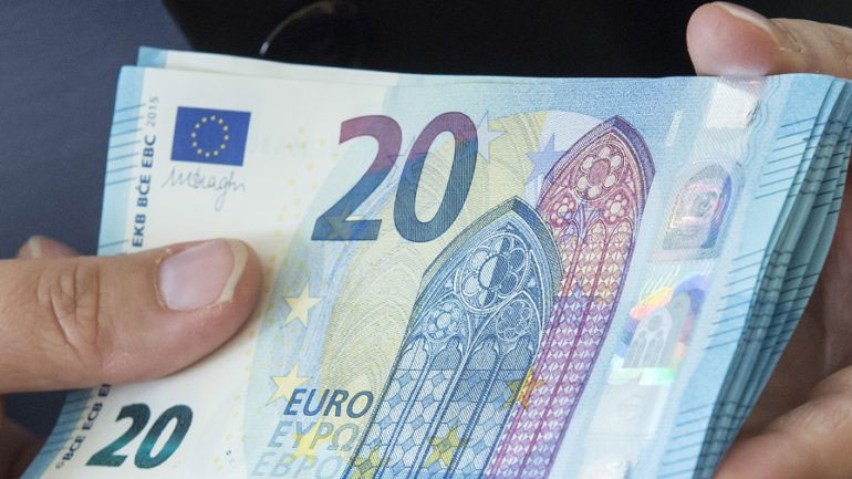 Πώς αμείβεται η αργία της 25ης Μαρτίου