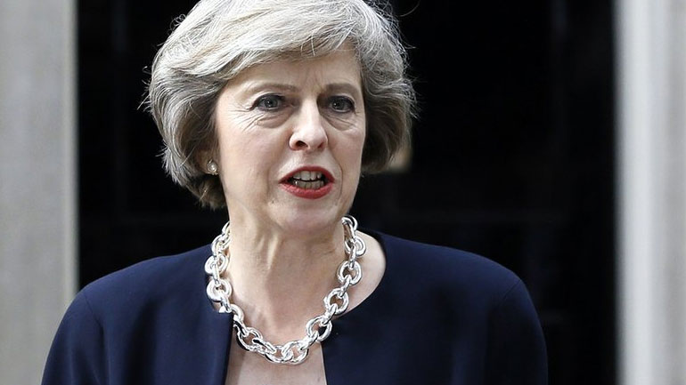 Απέλαση 23 Ρώσων διπλωματών από τη Βρετανία ανακοίνωσε η Τ.  Μέι