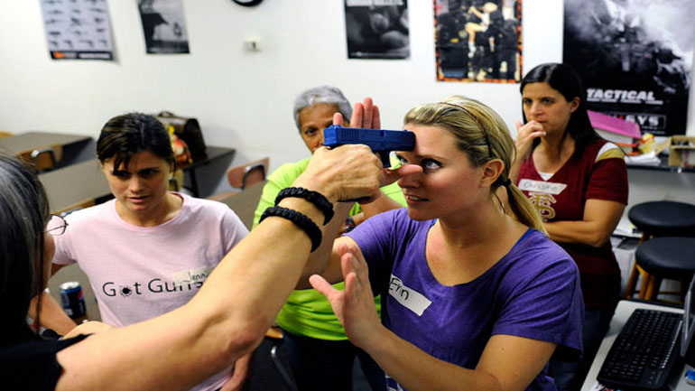 ΗΠΑ: Καθηγητής πυροβόλησε κατά λάθος και… τραυμάτισε μαθητή!