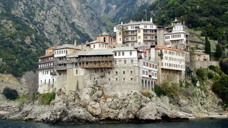 «Ύμνοι» στο Άγιο Όρος από το μεγαλύτερο τουριστικό περιοδικό της Ρωσίας