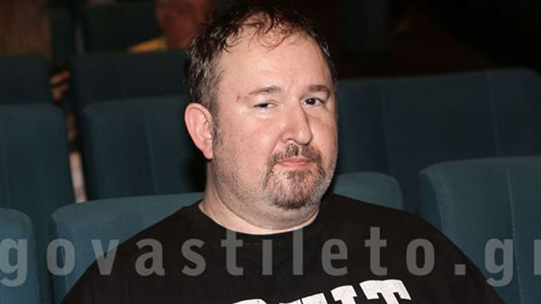 O Γιάννης Παπαμιχαήλ μας συστήνει μέσω Facebook τη νέα του σύντροφο!