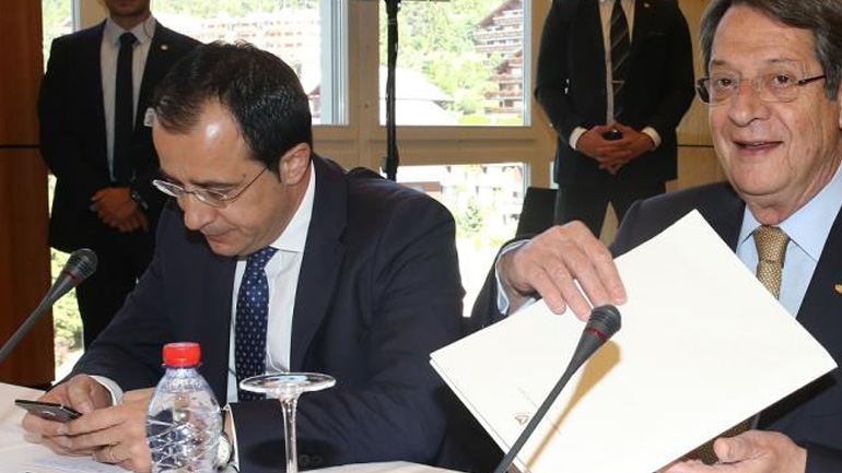 Τετ α τετ Χριστοδουλίδη-Γκουτέρες