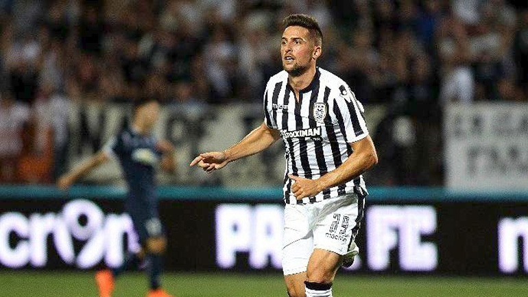 Μακ: «100% με τον πρόεδρο»