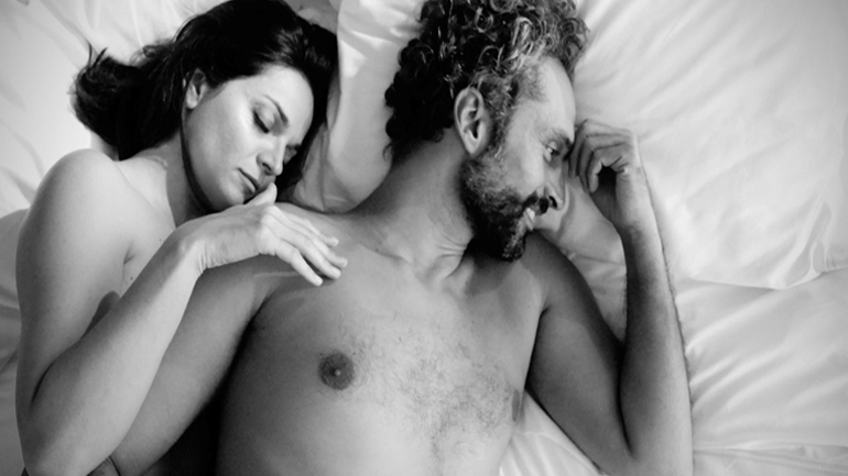 «Μια πορνογραφική σχέση» στο θέατρο Αυλαία