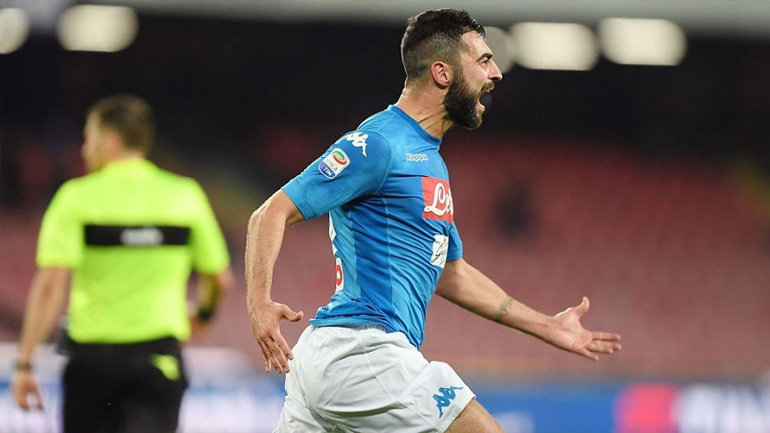 Πλησίασε την κορυφή η Νάπολι, 1-0 την Τζένοα