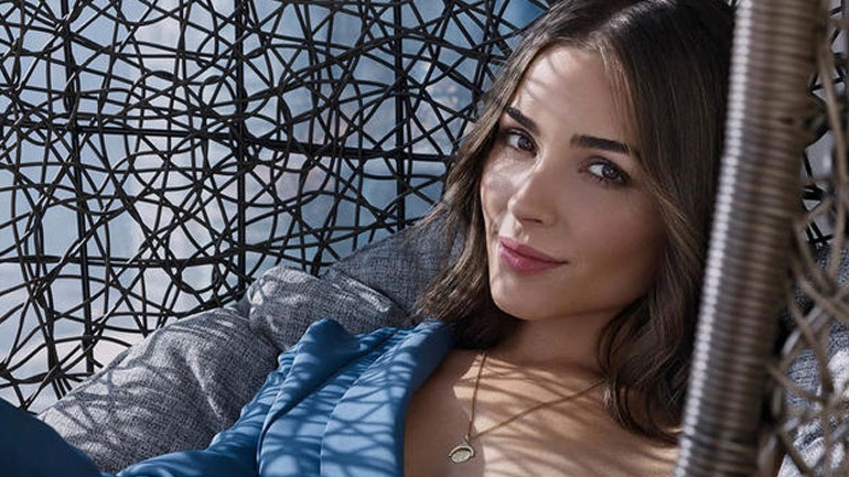 H Olivia Culpo μας αποκαλύπτει το μαγιό θα φοράμε όλες μας το καλοκαίρι του 2018