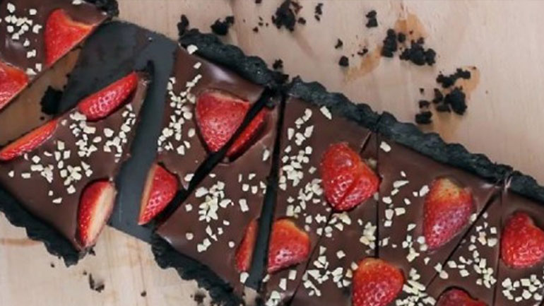 Φοντάν σοκολάτας με φράουλες Φοντάν σοκολάτας με φράουλες