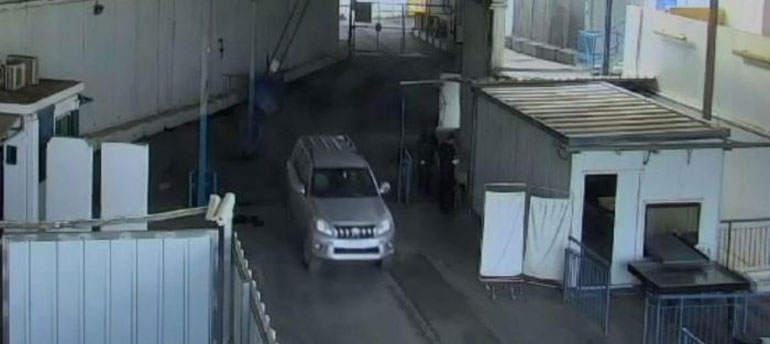 Το όχημα του γαλλικού προξενείου