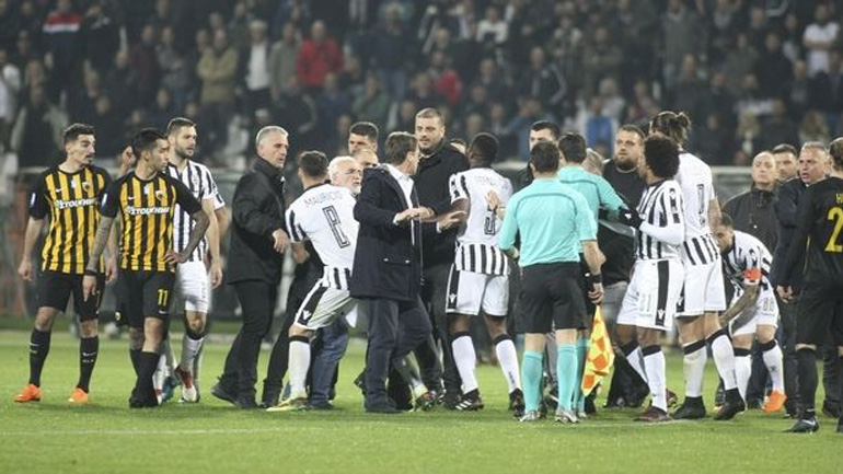 Μίχελ: «Λάθος του Σαββίδη με το όπλο»