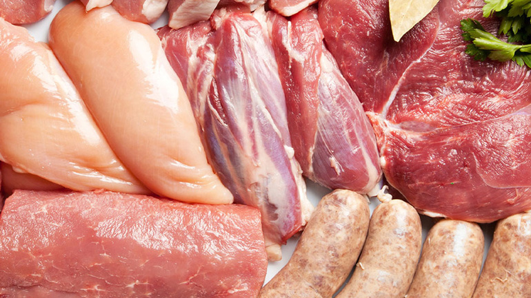 Δεσμεύτηκαν ακατάλληλα κρέατα στον Πειραιά