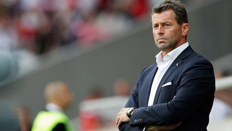 Σκίμπε: «Δεν θα κουβαλάω όπλο με την Ελβετία»